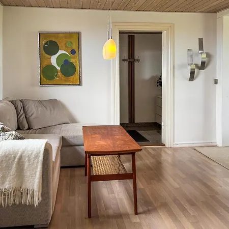 3 Bedroom Pet Friendly In
