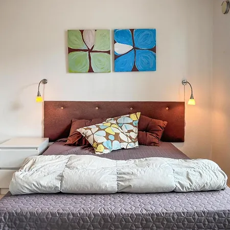 3 Bedroom Pet Friendly In Roslev